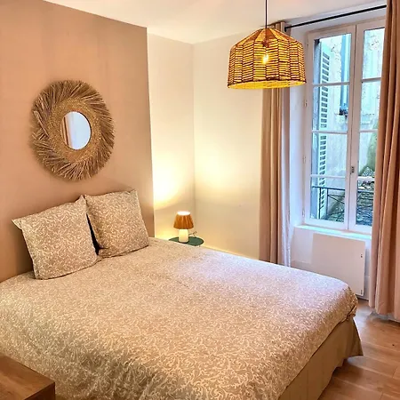 De 60 M2 Avec 2 Et Place De Parking, Coeur De דיז'ון