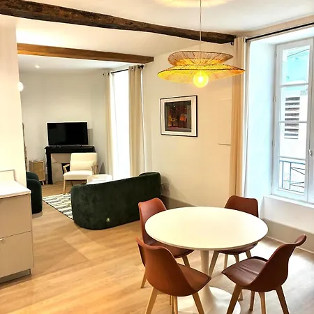 公寓 De 60 M2 Avec 2 Et Place De Parking, Coeur De 第戎