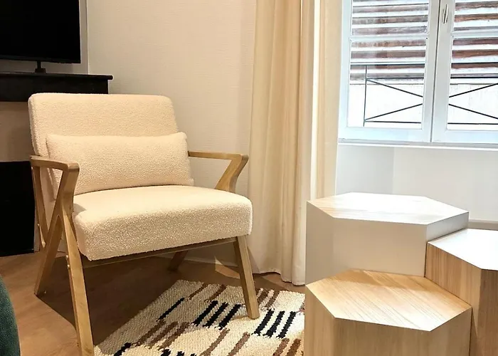 De 60 M2 Avec 2 Chambres, Cœur De Dijon