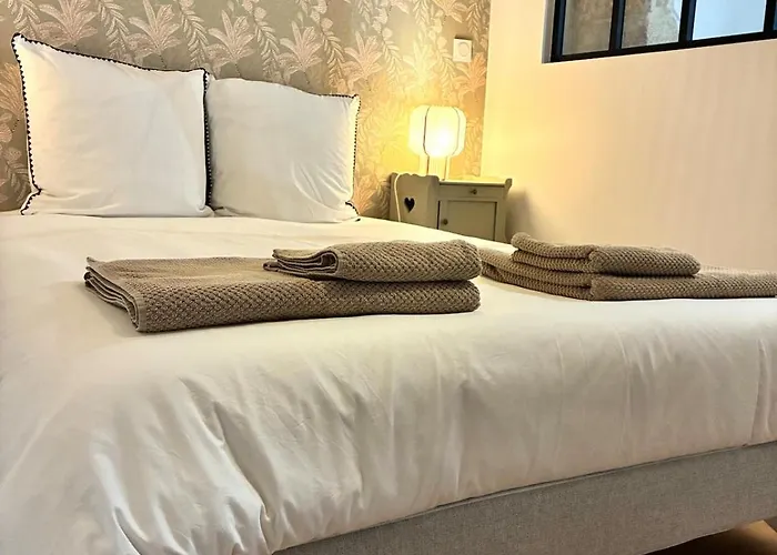 De 60 M2 Avec 2 Chambres, Cœur De * Dijon